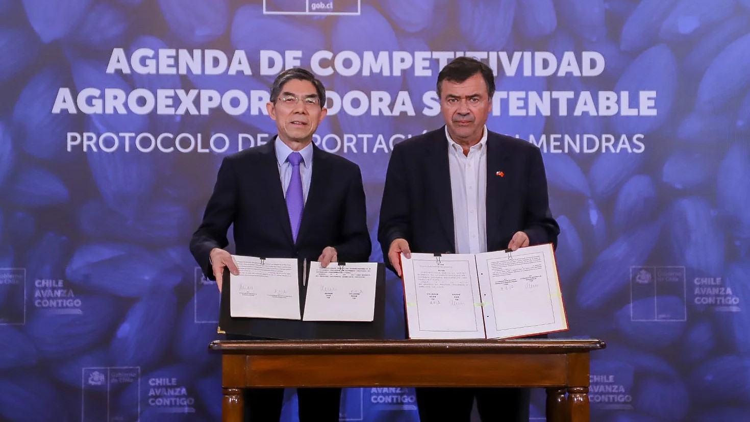 Chile y China sellan acuerdo sobre exportación de almendras