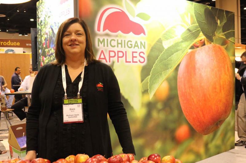 Diane Smith, Michigan Apple Committee